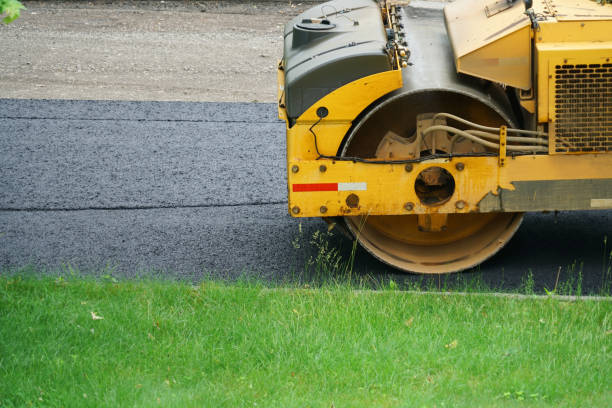 Best Driveway Paving Contractor  in Hurstbourne, KY